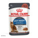 Паучи Royal Canin Light Weight Care для кошек склонных к лишнему весу, кусочки в соусе 85г